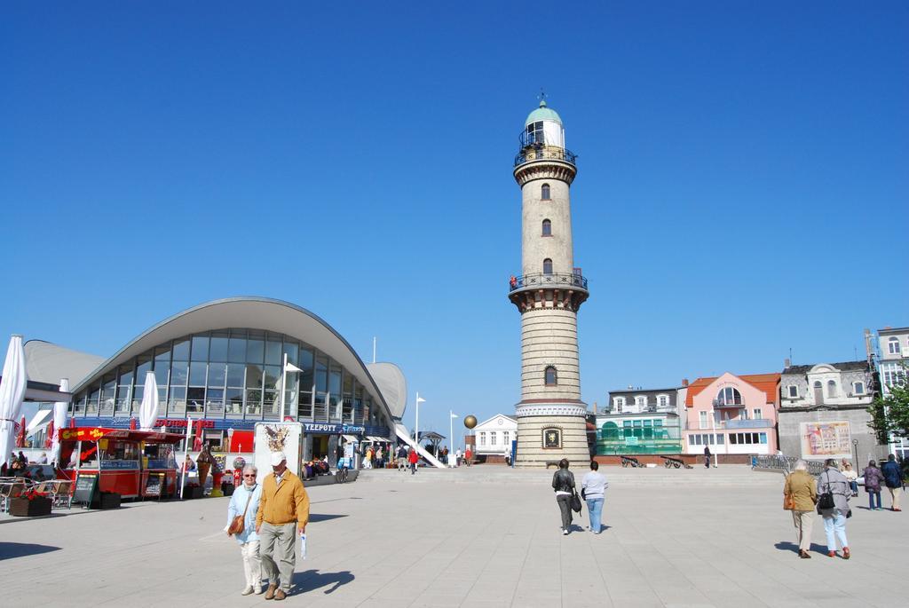 Ferienwohnung Warnemuende L Rostock Eksteriør billede